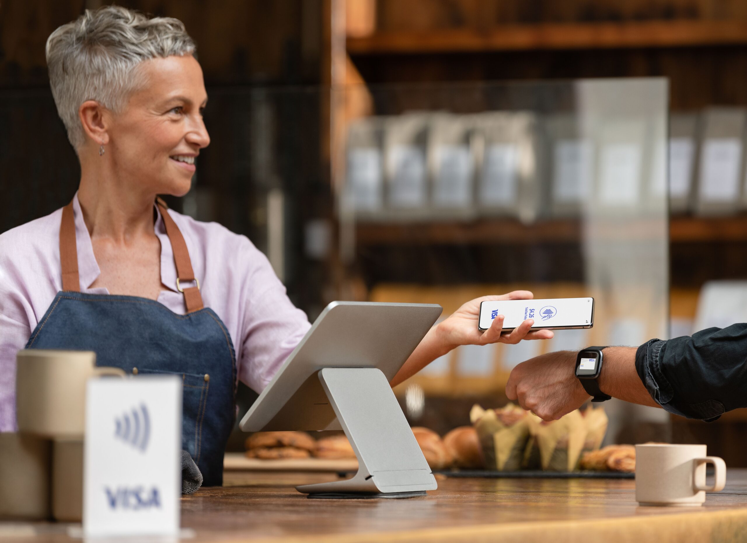 visa bezpieczne płatności bezgotówkowe transakcje karta płatnicza